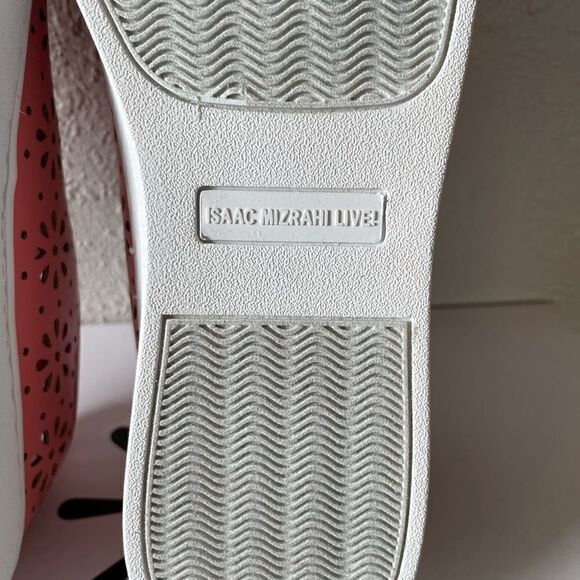 NIB Isaac Mizrahi Live Pink Perforated Tamara Sneakers Sizes 6, 8.5, and 9M - Picture 9 of 11
